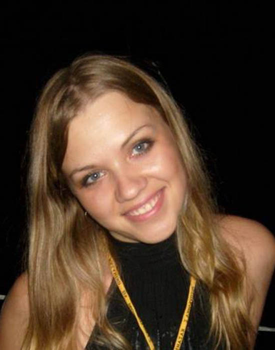 Chloe (24 ans, Clermont-Ferrand)