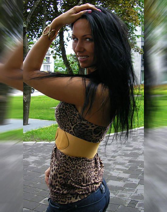 Julia, 27 ans (Troyes)