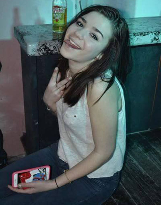 Zara (20 ans, Niort)